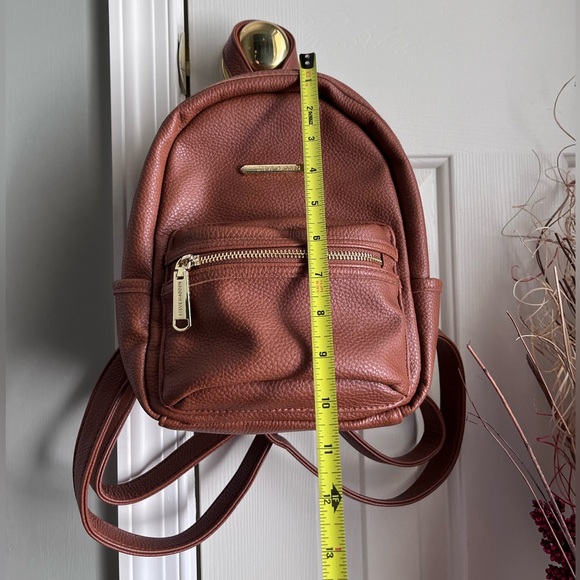 🤎Steve Madden Mini Backpack🤎 - Picture 5 of 12